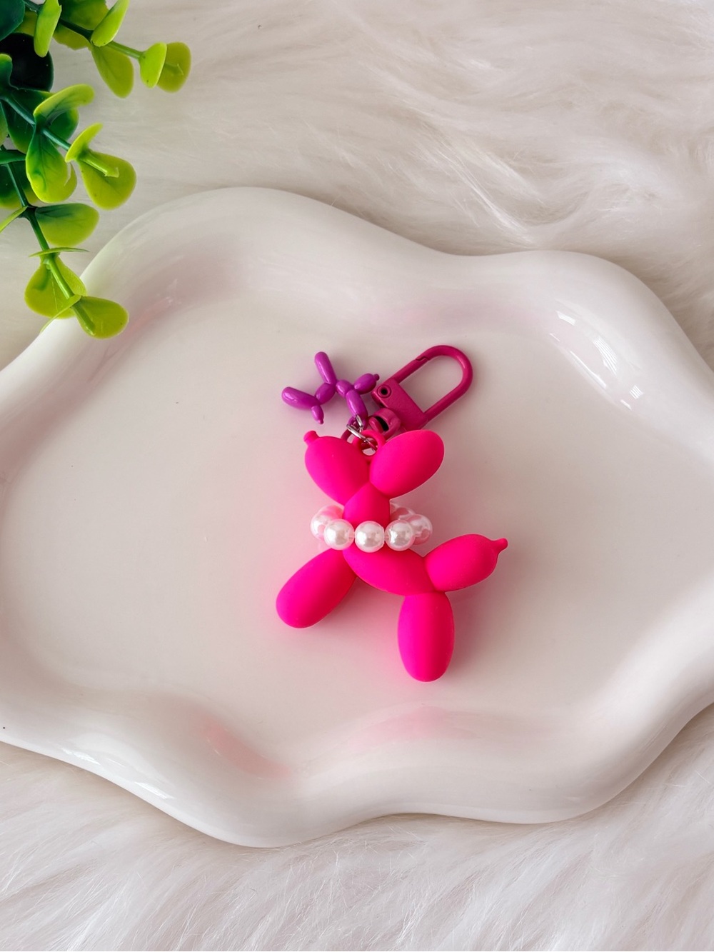 Hot Pink Balloon Dog with Pearl Collar Keychain/Bag Charm